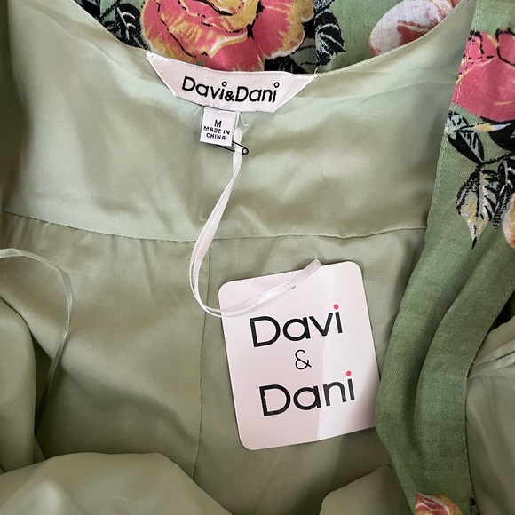 {Davi & Dani} Sleeveless Mixed Floral Boho Maxi Dress - Womens Medium - NWT - Picture 8 of 11